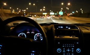 Important tips for safe driving at night 300x184 - المركز الإعلامي